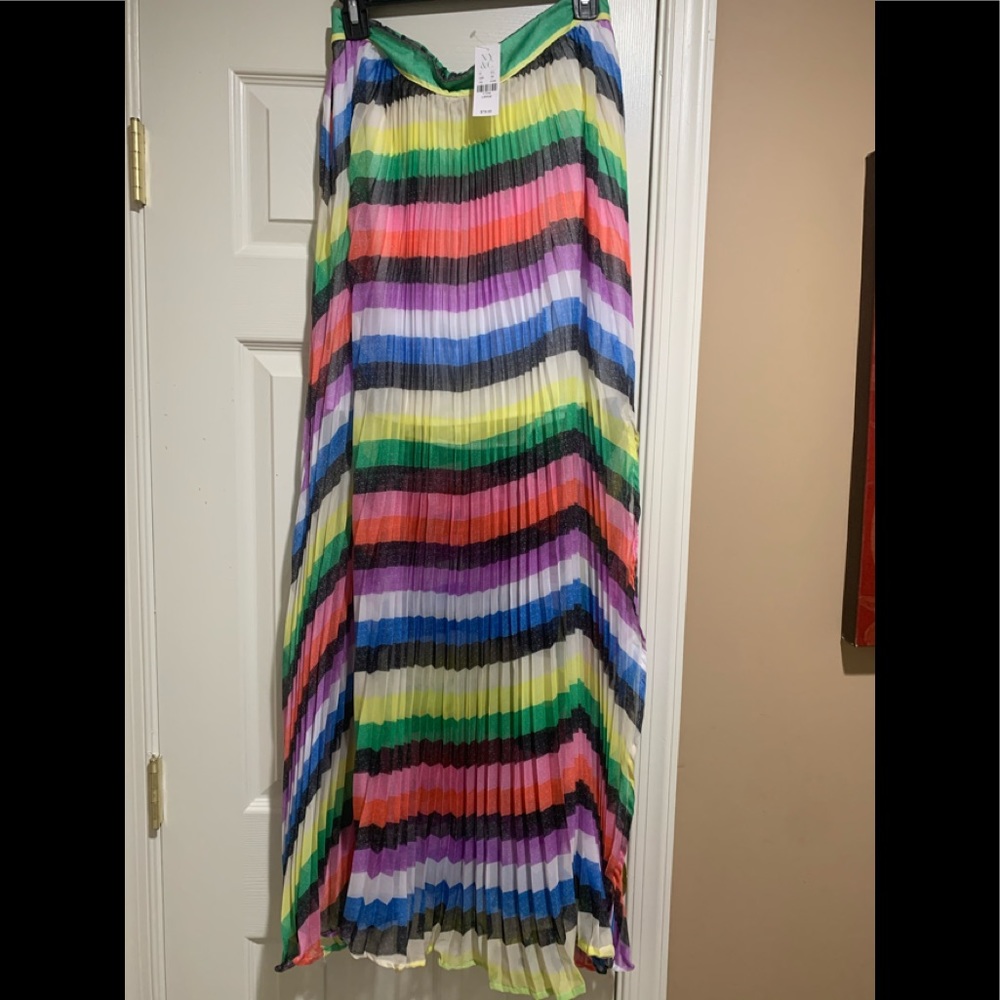 NY& co pleated skirt